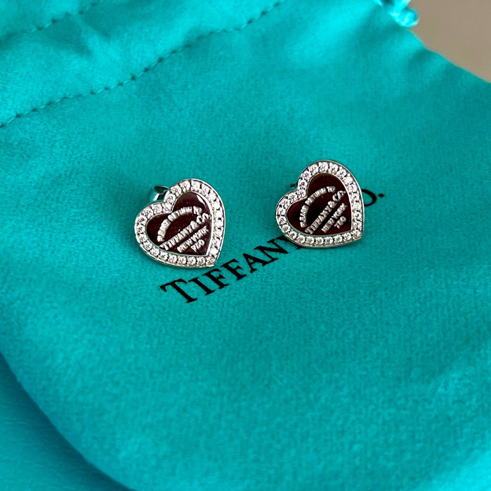 Diamond Return to Tiffany heart earrings